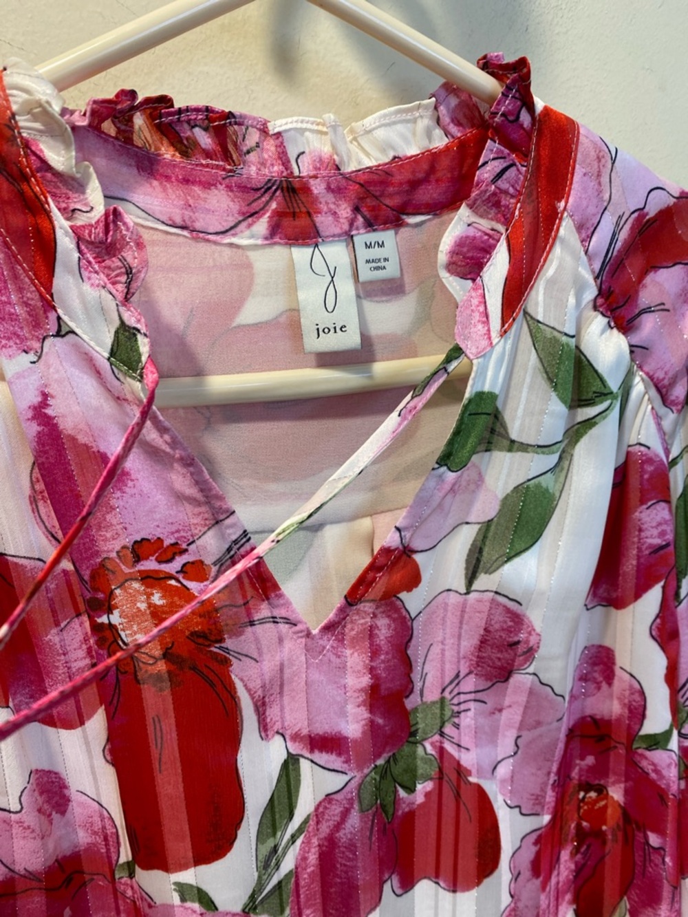 Joie White Blouse with Pink & Red Floral Print Sz M - Picture 7 of 11